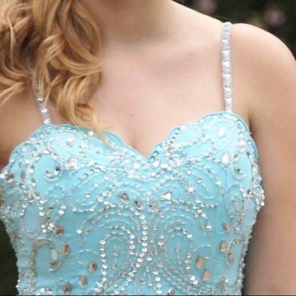 ALYCE PARIS SHORT HOMECOMING/PROM DRESS! SIZE 4 - Picture 3 of 3